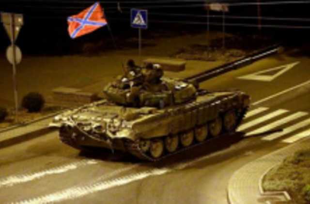 По Донецку всю ночь двигалась тяжелая техника