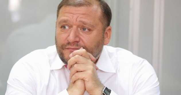 «Щенок шарпея»: Добкин поругался в телеэфире со Шкиряком