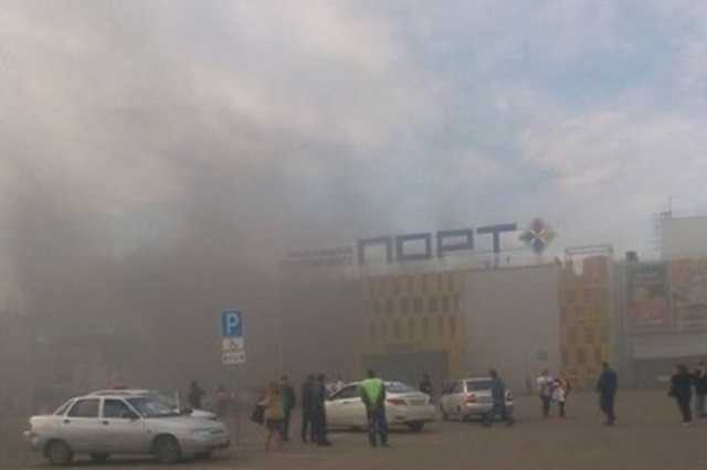 В России снова произошел пожар в крупном ТЦ: фото, видео