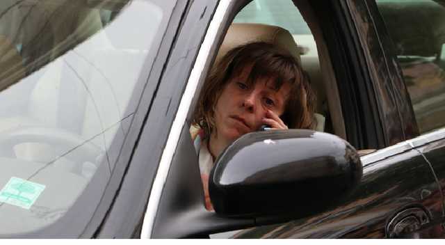 В Одессе пьяная женщина на Jaguar разбила сразу пять машин - фото