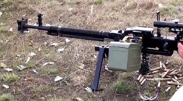 Военный фельдшер из пулемета остановил атаку боевиков