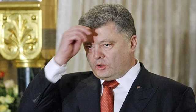 Порошенко рассказал о ежедневных утренних молитвах и показал четки