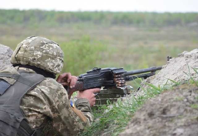 Сегодня боевики 17 раз нарушали режим прекращения огня