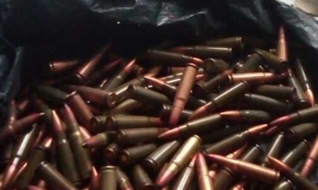 На Одесчине школьница "дарила" одноклассникам патроны, а дома у нее обнаружили гранату