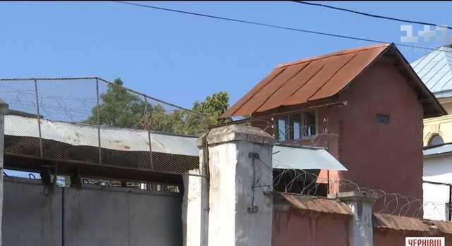 Заключенные Черновицкого СИЗО устроили бунт: подробности скандала