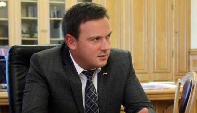 Госсекретарь Кабмина Бондаренко в мае получил надбавку за «особо важную работу»