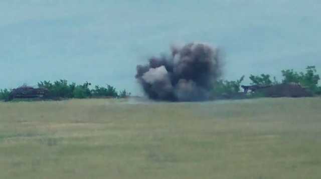 Точно в цель: Появилось видео мощного ракетного удара ВСУ по позициям боевиков