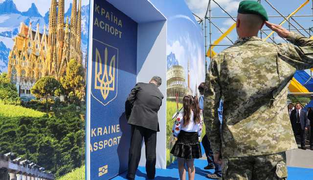 Год безвизу: украинцы возглавили черные списки