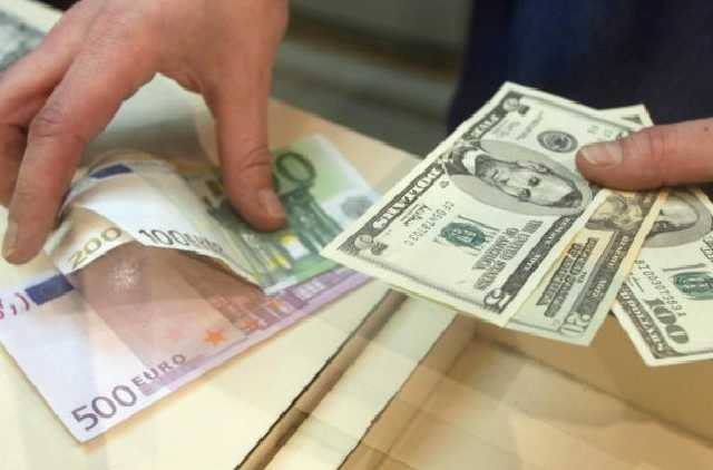 Курс валют на 11 июня: гривна набралась сил за выходные