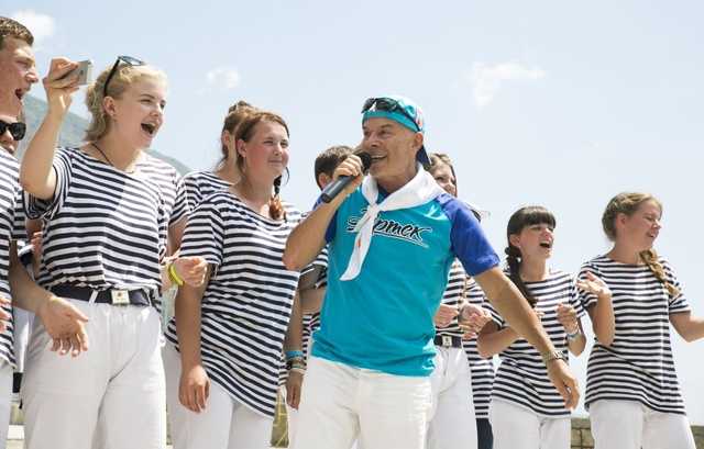 К сведению СБУ: в Крыму засекли российских "звезд". Фотофакт