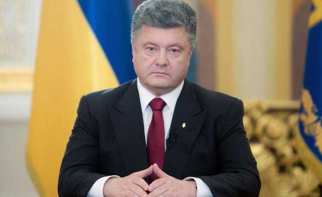 Порошенко врет, что поддерживает идею создания Антикоррупционного суда – Лещенко