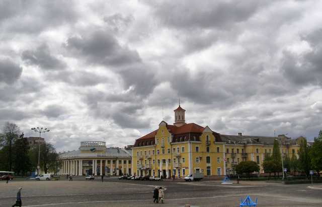 Внаслідок вибуху у Чернігові тяжко постраждав чоловік