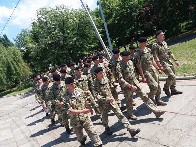 Морпехи устроившего демарш батальона массово пишут рапорты на увольнение