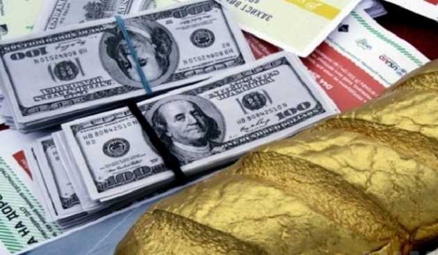 Коррупция в Украине настолько тотальна, что обернулась угрозой безопасности государства — Bloomberg