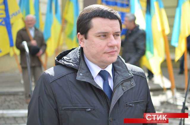 Корупція на медобладнанні: як стирчать вуха у заступника міського голови Івано-Франківська