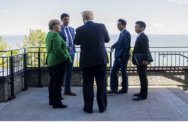 На саммите G7 Трамп «грозил» отправить 25 млн мексиканцев в Японию