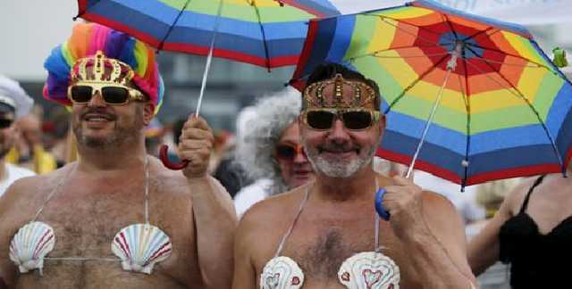 Завтра в Киеве закроют три станции метро на время "Марша равенства"