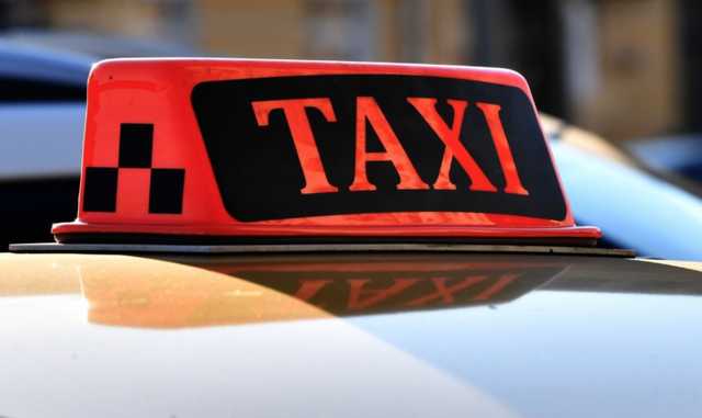 "Думал, что убьют": в сети показали таксиста, наехавшего на толпу в Москве