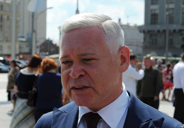 "Два Лексуса для любовницы. Как разворовывается Харьков", - НАЗК проверит декларацию заместителя Кернеса