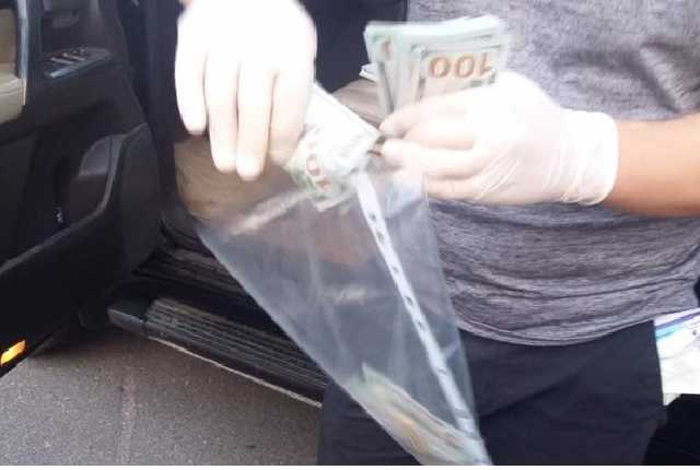 Киевский прокурор в сговоре с работником ГПУ требовал $ 22,5 тыс. взятки