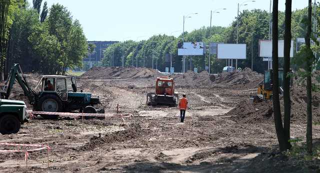 Экспресс в аэропорт "Борисполь": сносят деревья и гаражи