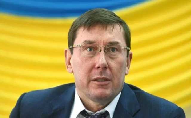 Луценко хочет ввести уголовную ответственность за незаконное пересечение границы