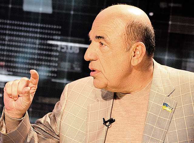 Рабинович: Украинцы уезжают в Польшу из-за тотальной коррупции во всех вертикалях власти