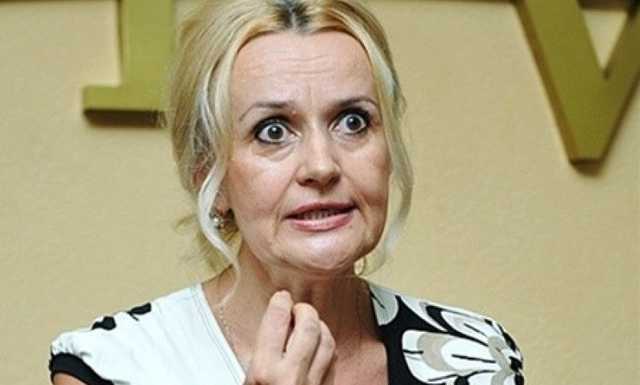 «Ногой в челюсть»! Фарион посоветовала, как остановить войну на Донбассе