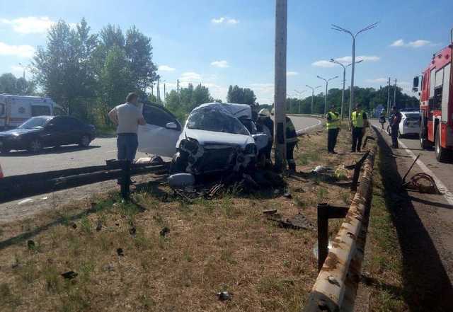 Погибли все: на трассе Днепр-Кобеляки произошло страшное ДТП