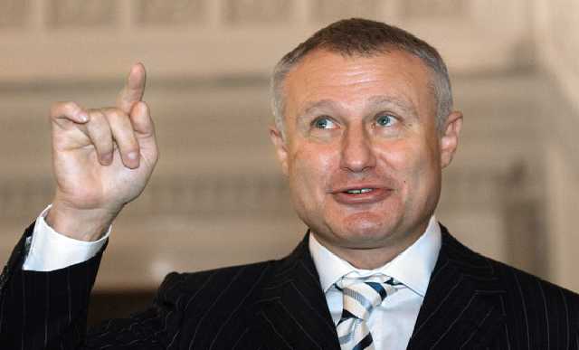 Экс-депутат Крючков скрывается в Германии от угроз Григория Суркиса