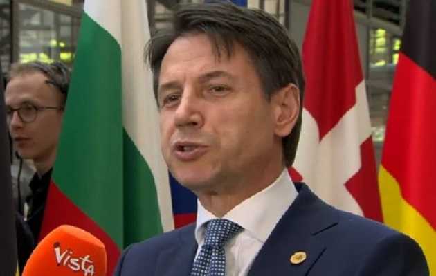 Італійський прем’єр Джузеппе Конті "дає прикурити" канцлеру Німеччини Ангелі Меркель