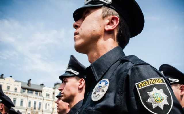 "Не выдерживают нагрузки": сколько патрульных уволилось из полиции с начала года