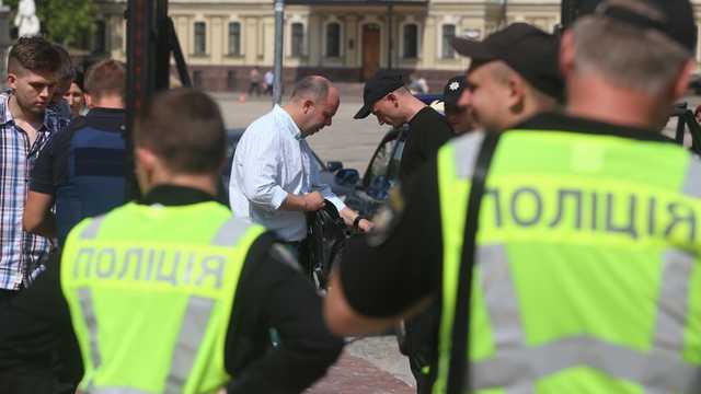 Когда полиция не поможет: что происходит с копами