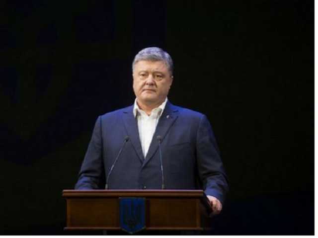 Порошенко внес в Раду проект закона «О налоге на выведенный капитал»