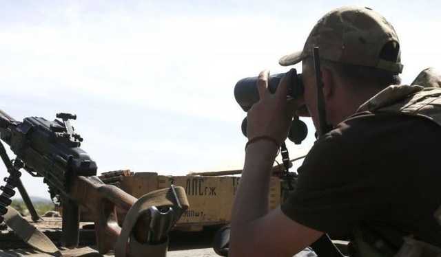 Двое уничтоженных оккупантов и 30 вражеских обстрелов. Как прошли сутки на Донбассе