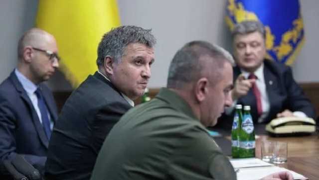 Аваков покинул «стратегическую девятку»: Порошенко в бешенстве
