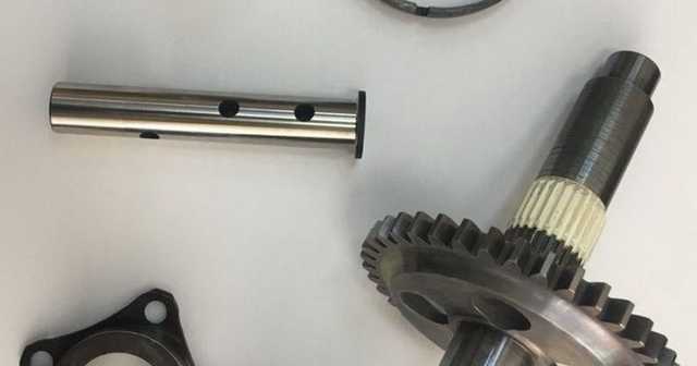 Житель Харьковщины пытался вывезти детали военных авиационных двигателей в Россию