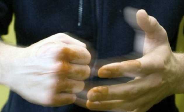 "Рвал кровью": в Виннице жестоко избили семью с детьми