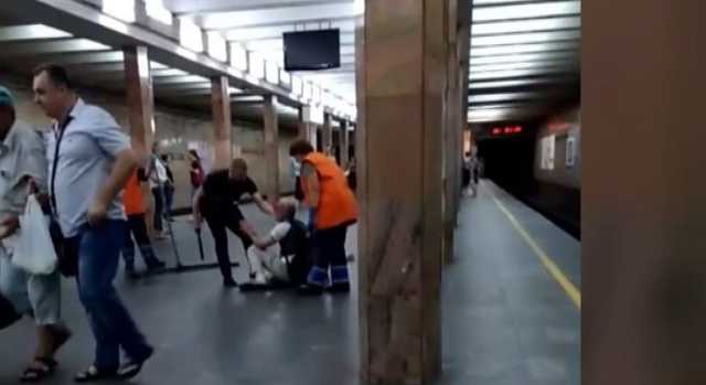 Столичном копу "светит" до восьми лет тюрьмы за избиение мужчины на станции метро