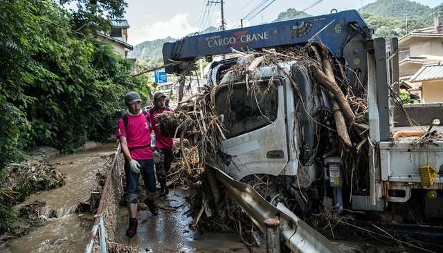 Японию накрыло сильнейшее наводнение: число жертв достигло 200 человек