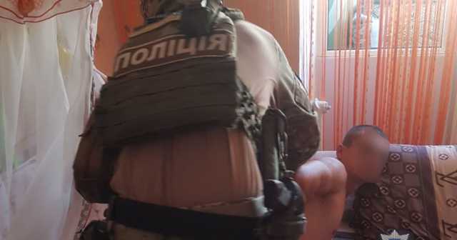 На Житомирщине задержали мужчину, который использовал 8-месячную дочку для создания порно