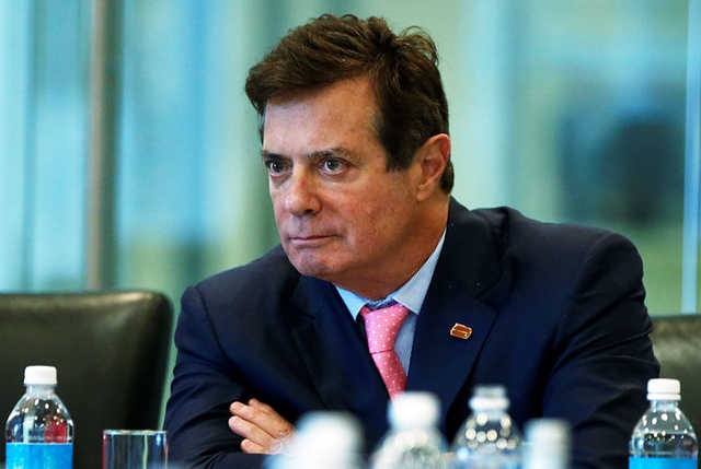 Беззаботное лицо и седина. Обнародовано первое фото советника Януковича из тюрьмы