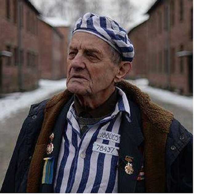 "Живи назло врагам!" Легендарный узник Освенцима обратился к Сенцову