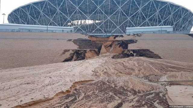 Футбольный стадион в России буквально смыло водой: красноречивые фото