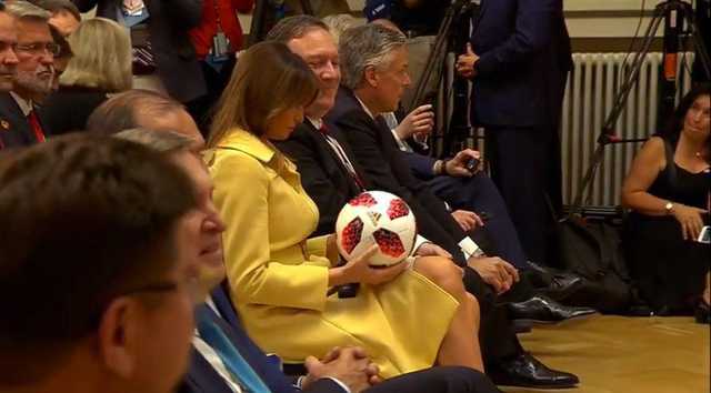 Путин сделал подарок Трампу: президент США сразу же от него избавился