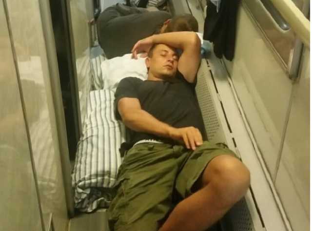 В России власть поиздевалась над полицейскими, которые работали на ЧМ-2018