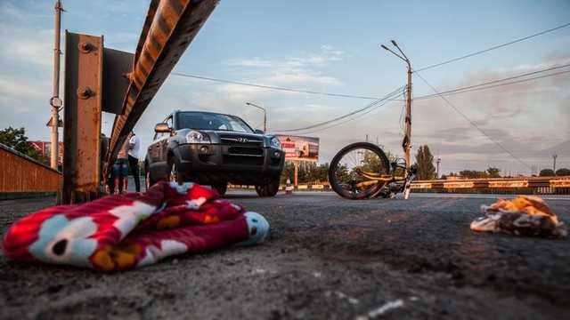 Смертельное ДТП в Днепре: автомобиль наехал на велосипедиста