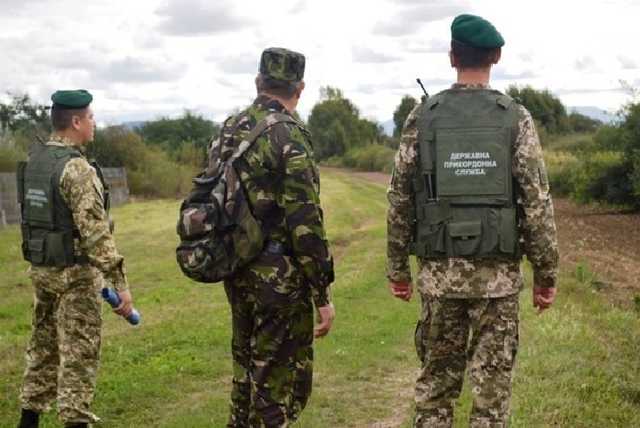 Украинским пограничникам приказали готовиться к восстановлению контроля над границей с Россией