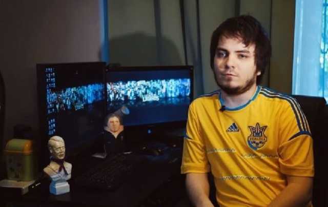 Известного видеоблогера из России внесли в базу «Миротворца»