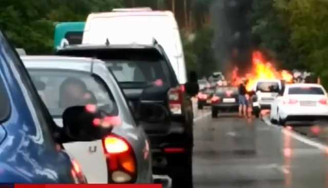 "Огненное" ДТП возле Киева могла вызвать неправильная разметка